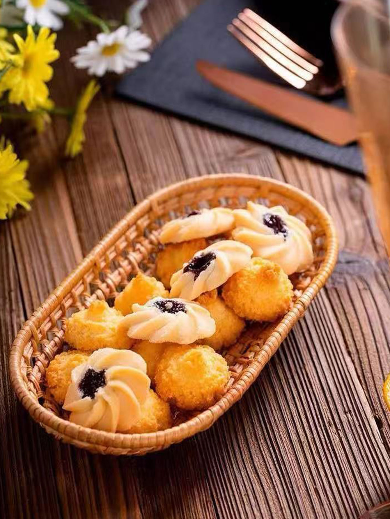 سلة خبز صغيرة على الطراز الياب - مراجعة Bread Box Bamboo وسعره
